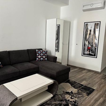 Hosoek Tornya Apartman คือแซก ภายนอก รูปภาพ