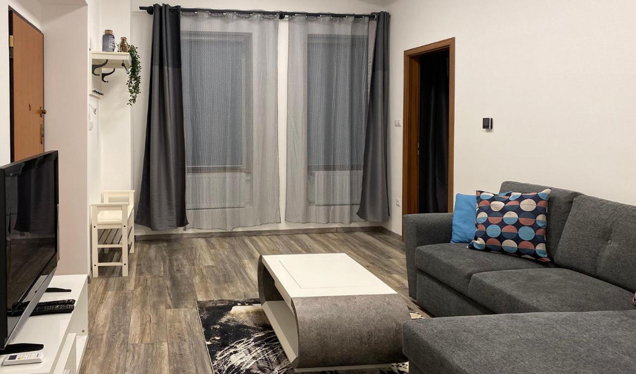 Hosoek Tornya Apartman คือแซก ภายนอก รูปภาพ